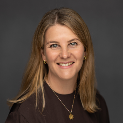 Betsy Travis